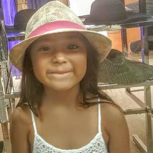 Meet your Posher, Edna